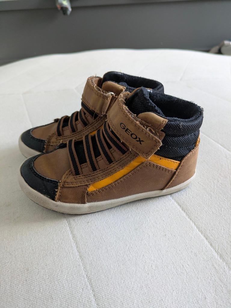 Geox schoenen kinderschoenen jongens sneakers 26, Schoentjes, Ophalen of Verzenden, Zo goed als nieuw, Geox