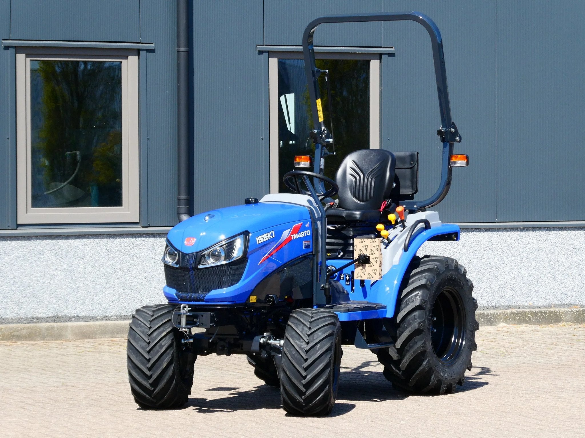 Iseki TM4270 4wd HST / 0001 Draaiuren / Special Edition, Overige merken, Gebruikt, De Maalstroom 3
8255 RN  Swifterbant, VM Service