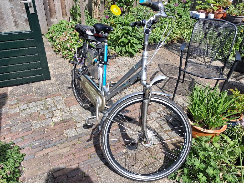 Gazelle dames Fiets - Frame 57 cm, Fietsen en Brommers, Fietsen | Dames | Damesfietsen, Ophalen, Gebruikt, Versnellingen, 56 cm of meer