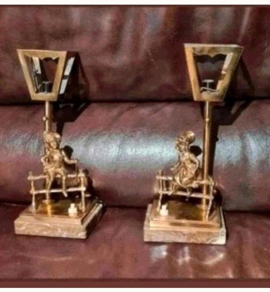 Set van twee antieke tafellampen. Elke lamp heeft een bronze, Ophalen of Verzenden