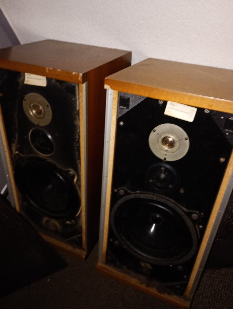 Aangeboden : werkende b&w Bowers & Wilkins DM4 luidsprekers, Ophalen, Stereo speakers, Gebruikt, Bowers & Wilkins (B&W)
