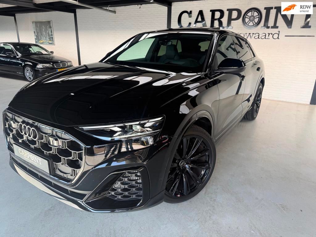 Audi Q8 4.0 TFSI SQ8 quattro 507PK Vol Opties Head Up Camera, Gebruikt, Zwart, Bedrijf, Vierwielaandrijving