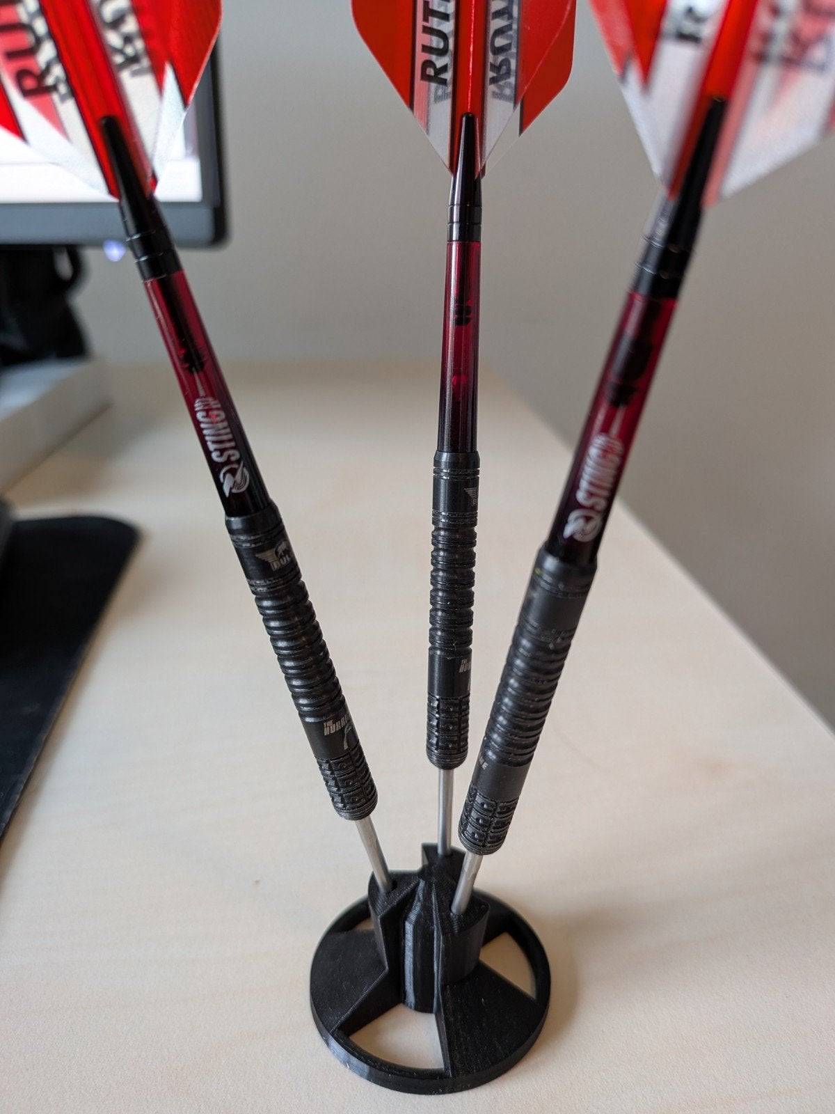 Bull's Kim Huybrechts 90% E2 Black 25 gram, Ophalen of Verzenden, Gebruikt, Pijlen