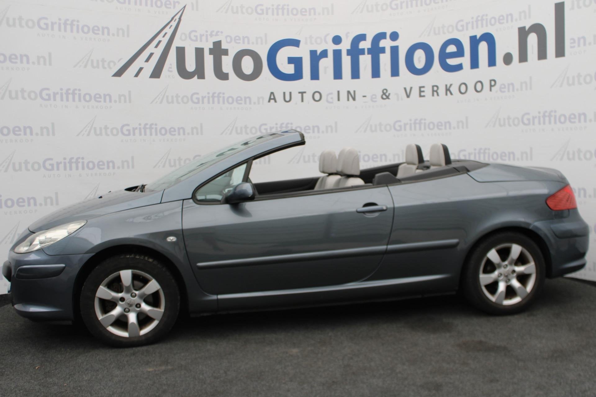 Peugeot 307 CC 2.0-16V Oxygo nette cabrio met leer, Auto's, Voorwielaandrijving, Stof, Gebruikt, Beige