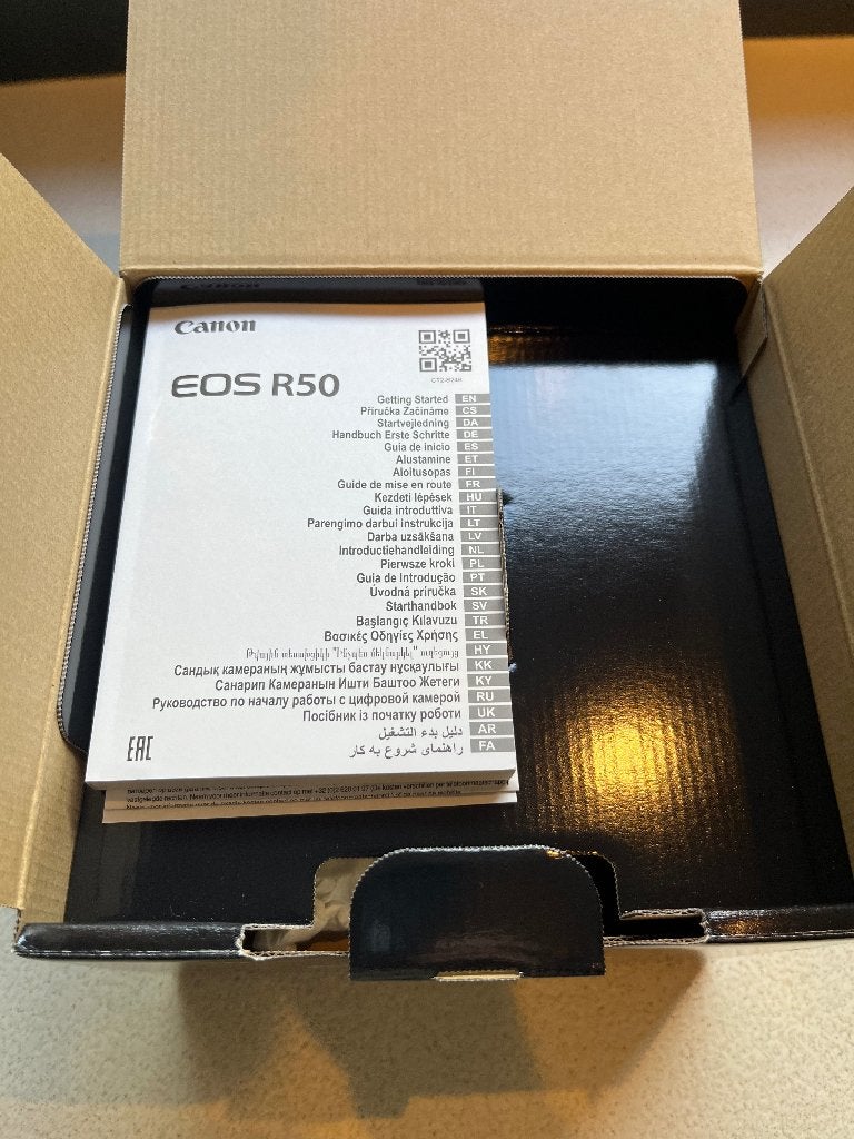 Foto 4 van Canon EOS R50 Systeemcamera body - Nieuw in doos