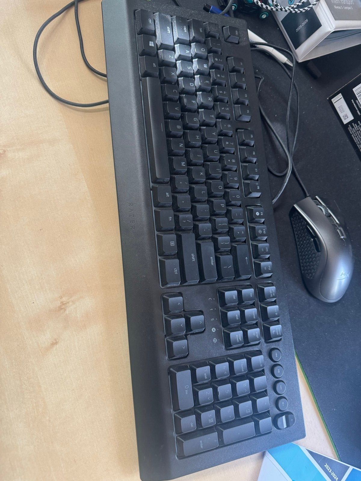 Razer Gaming Toetsenbord en HyperX Gaming Muis Set, Computers en Software, Muizen, Gebruikt, Muis, Rechtshandig, Bedraad, Gaming muis