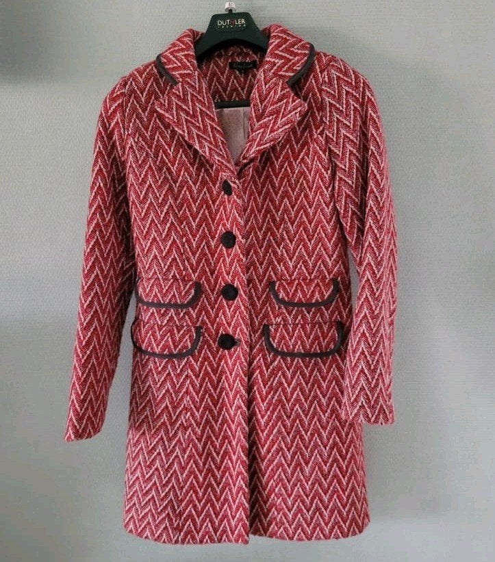 King Louie Bessie Coat Estelle Zigzag jas – Rood – Maat M -, Maat 38/40 (M), Verzenden, Zo goed als nieuw, King Louie