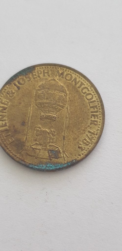 3331 shell etienne en joseph montgolfier 1783, Postzegels en Munten, Verzenden, Overige materialen