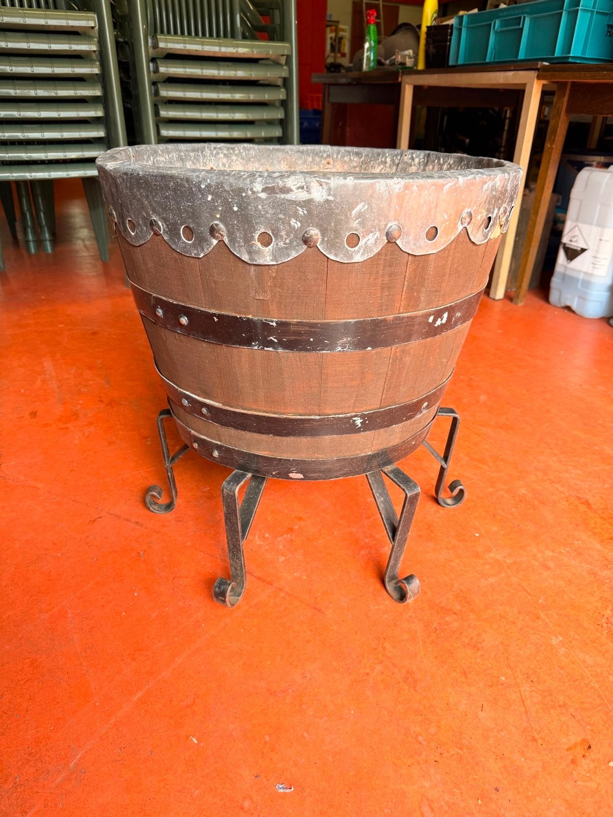 6 Houten Kuipen op Voet - Decoratieve Vaten, Ophalen
