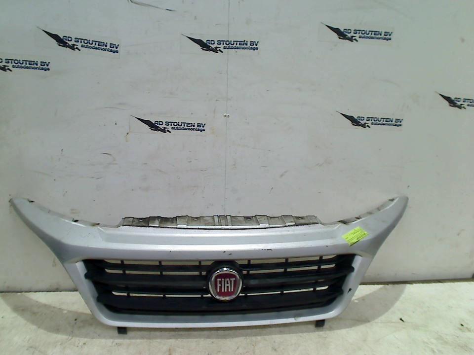 Grille Fiat Ducato (250) (2011-06/..), FCA Germany GmbH, Gebruikt, IPC D1-09 Bahnhofsplatz, Rüsselsheim am Main 65423, , Duitsland
