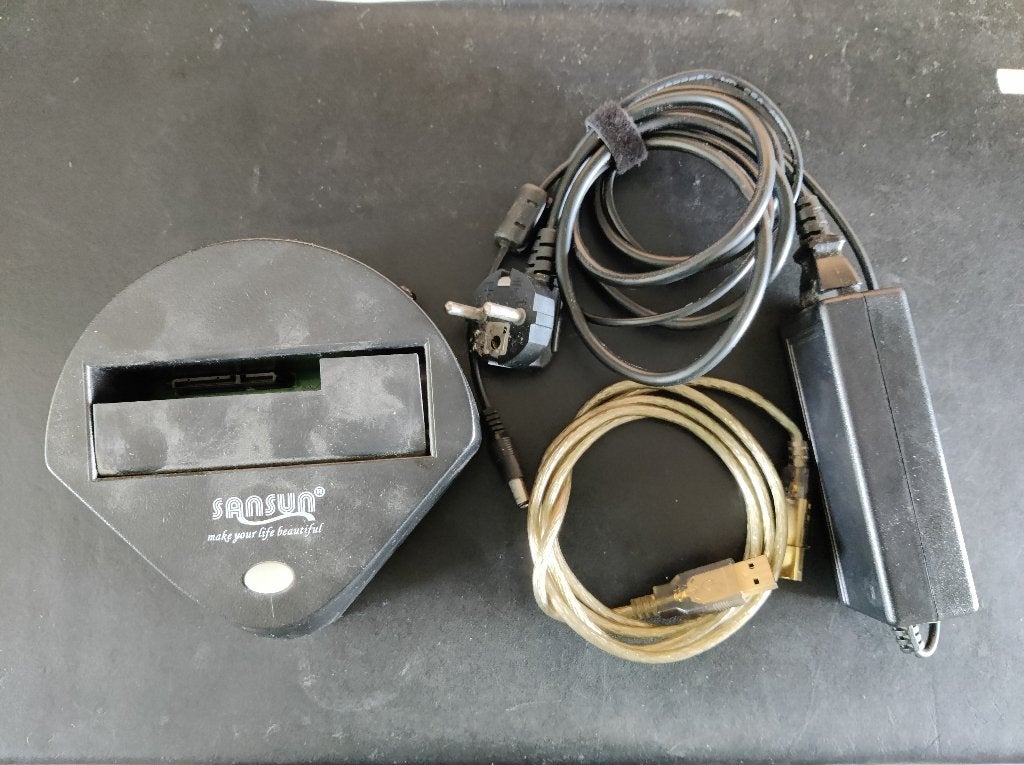 SANSUN Sata 2,5"/3,5" USB Docking Station 4-6, Ophalen of Verzenden, Zo goed als nieuw, Desktop, USB