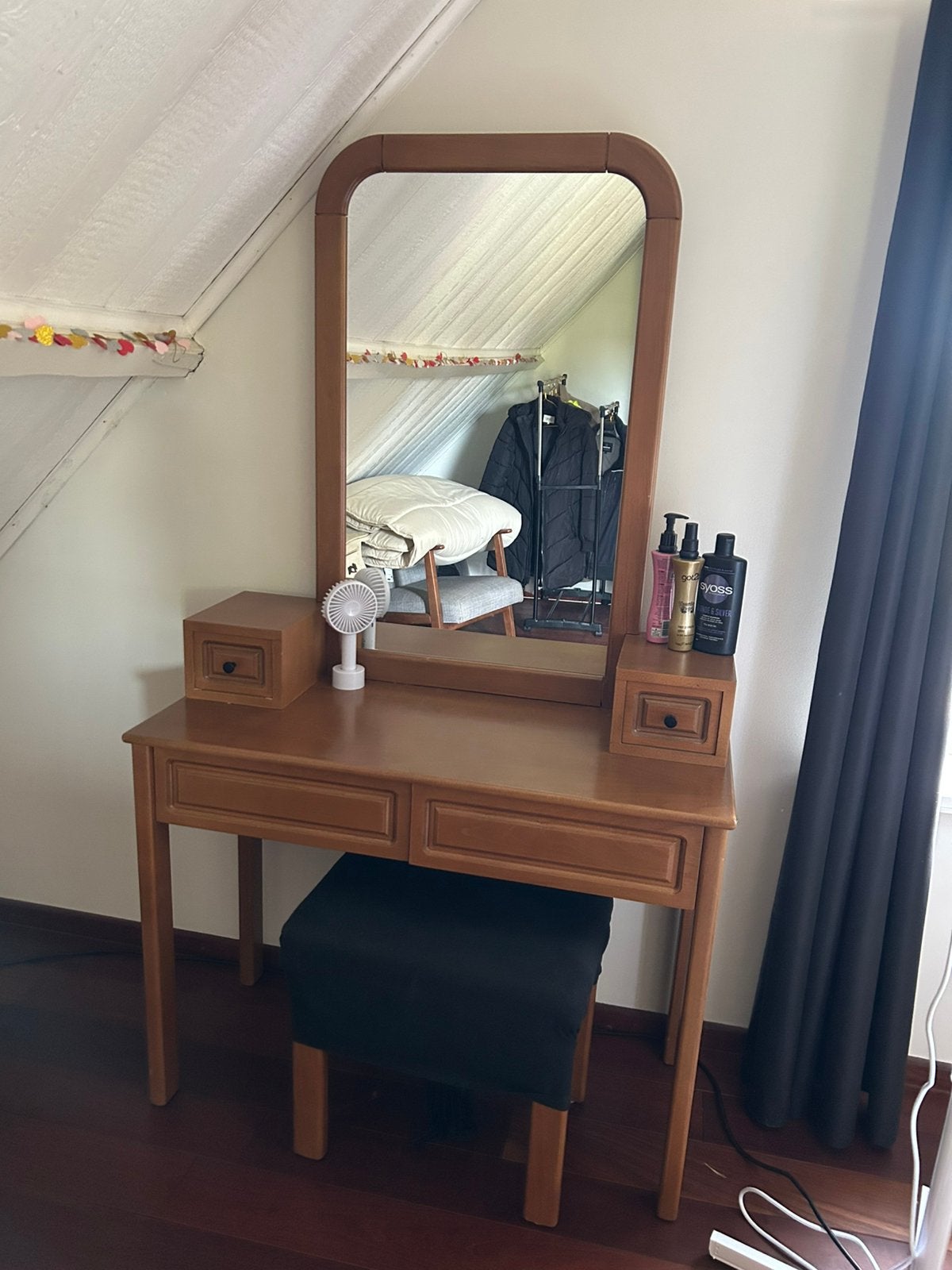 Toilettafel met bankje, Ophalen, Zo goed als nieuw, 50 tot 100 cm, Minder dan 100 cm