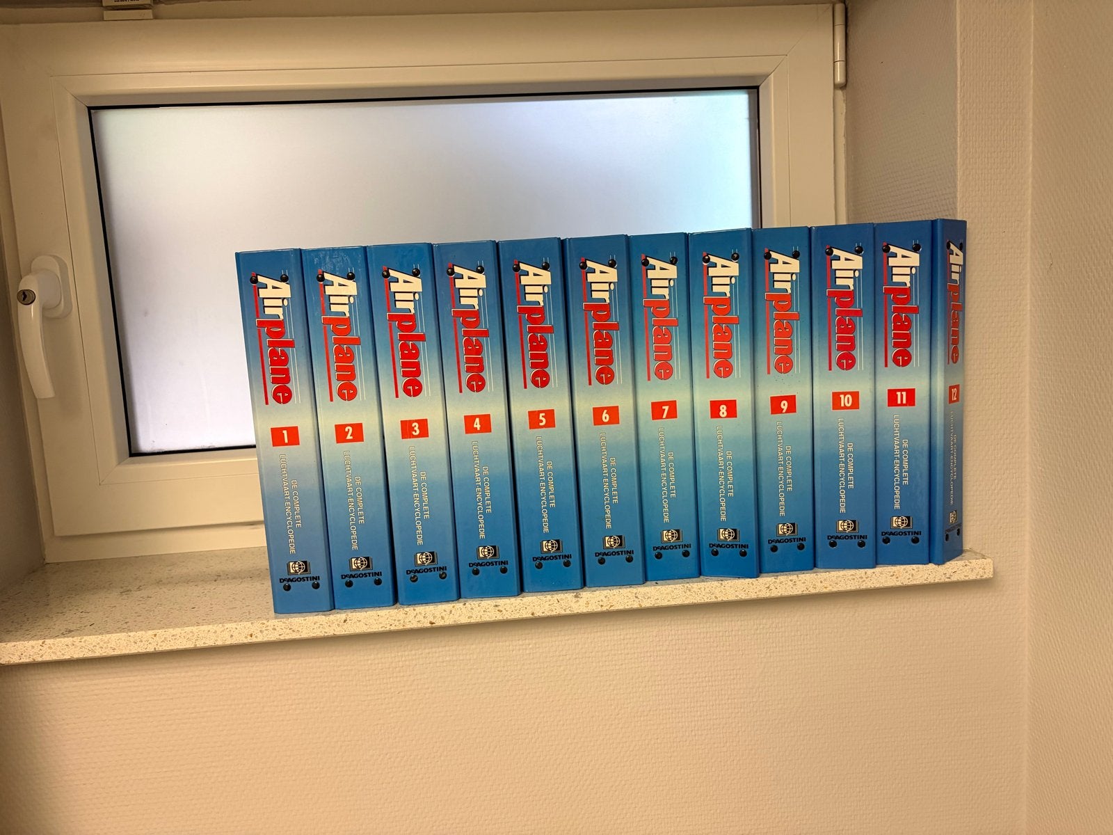 Complete vliegtuigencyclopedie met gratis tijdschriften, Ophalen of Verzenden, Gelezen, Overige onderwerpen, Complete serie