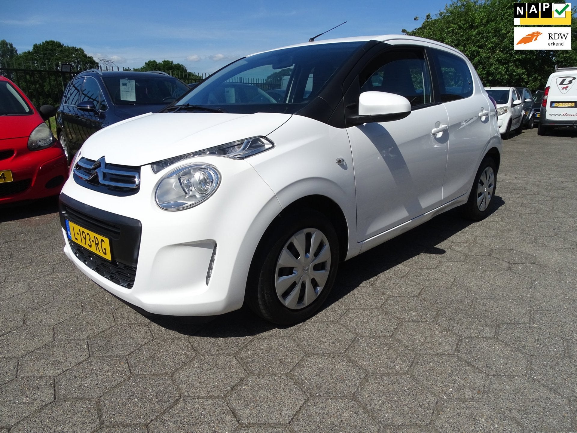 Citroen C1 1.0 VTi Feel AIRCO/BT/LED/5 DEURS, Voorwielaandrijving, Stof, Gebruikt, 4 stoelen