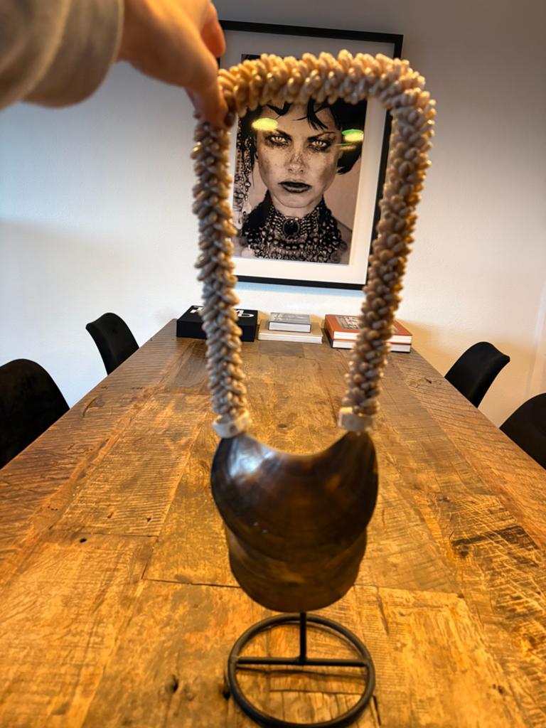 Prachtige schelpenketting, Huis en Inrichting, Woonaccessoires | Overige, Zo goed als nieuw, Natuurlijk materiaal, Beige, Mediterraans