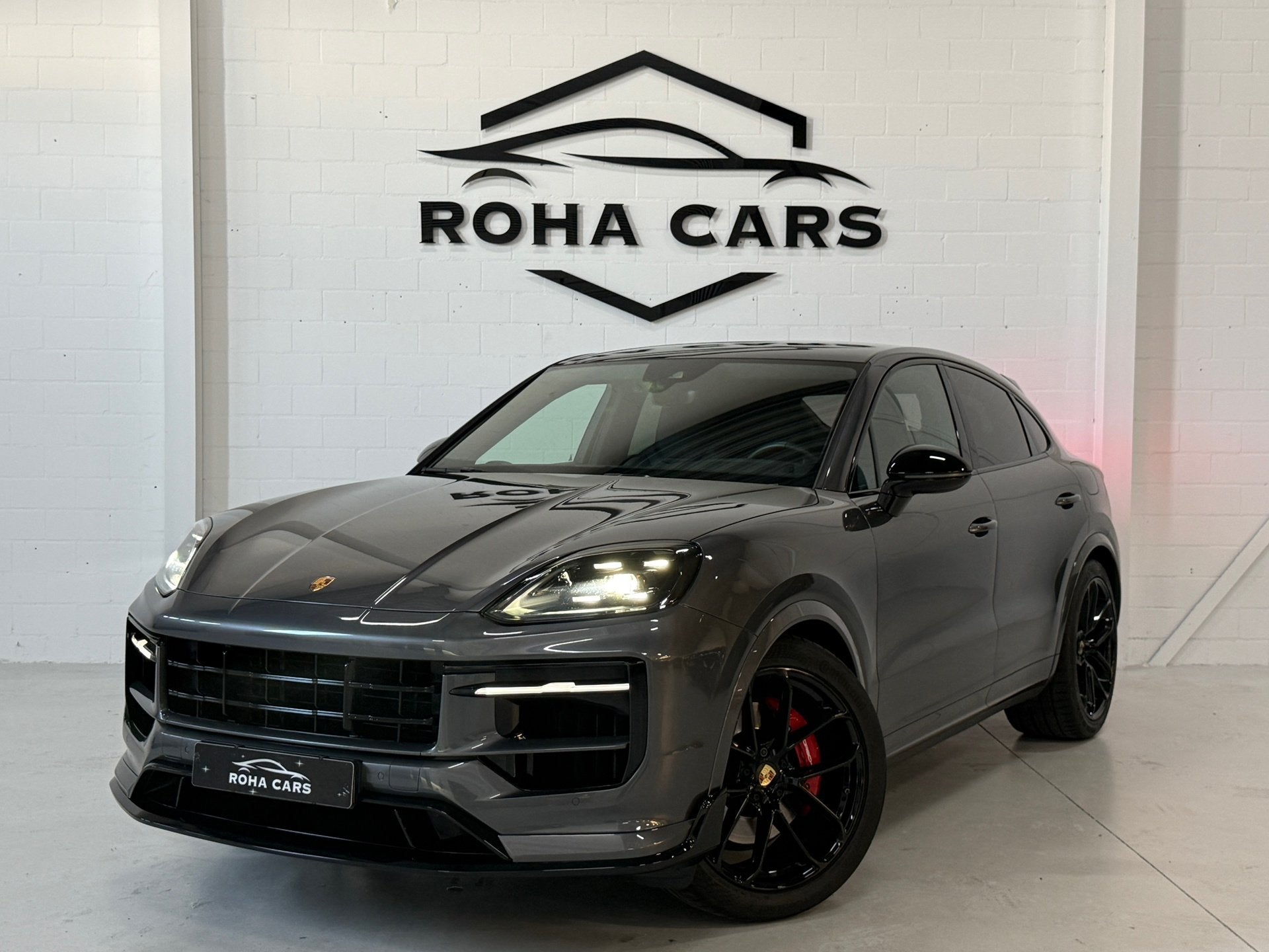 Porsche Cayenne Coupé 3.0 E-Hybrid*Luchtvering*Sportchrono*, Auto's, Automaat, Gebruikt, 4 stoelen, Bedrijf