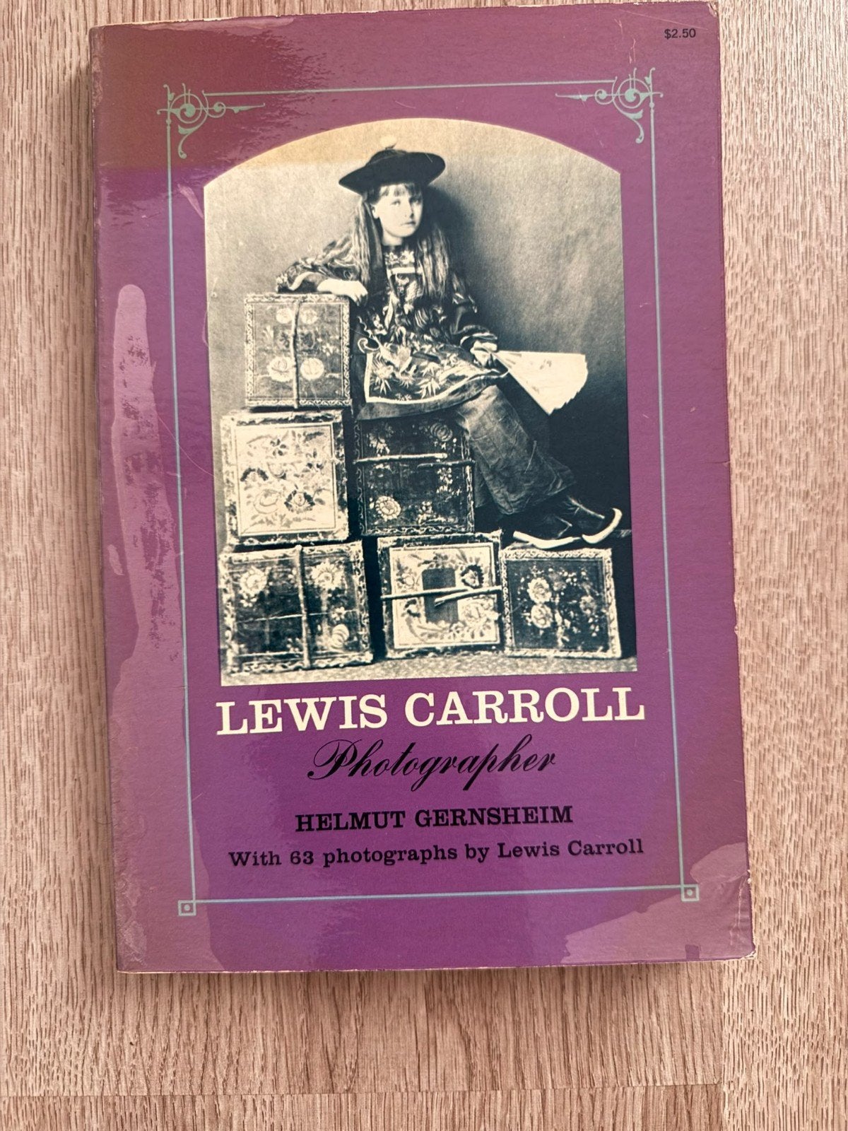 Boek: Lewis Carroll, Photographer - Helmut Gernsheim (1969), Ophalen of Verzenden, Gelezen