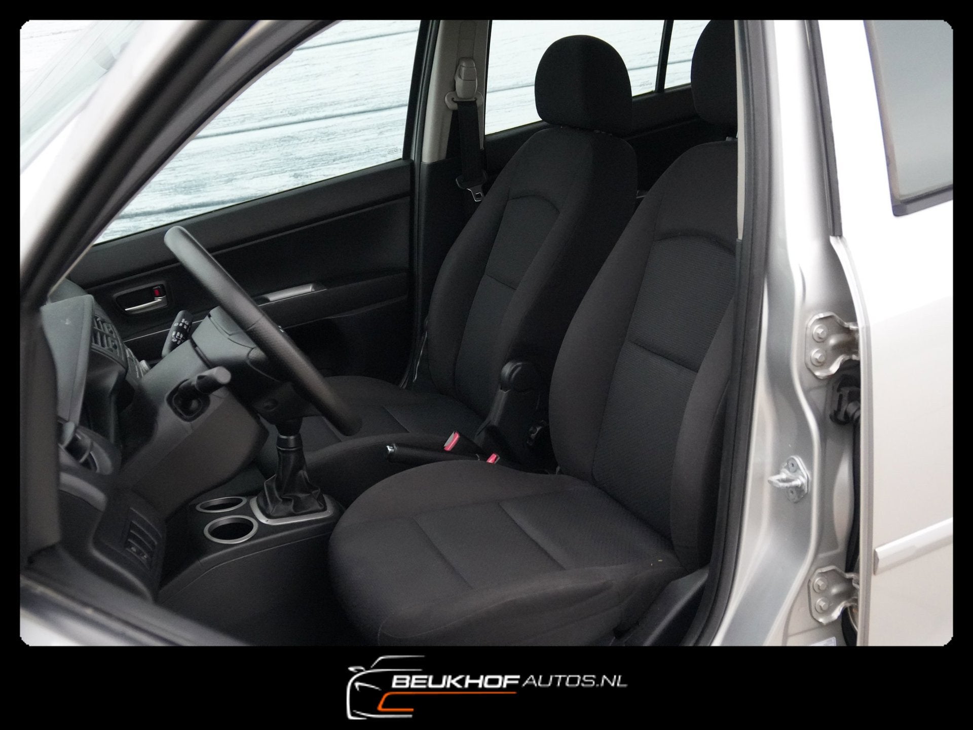 Mazda 2 1.4 Exclusive 5dr Automaat Airco Trekhaak Sportvelg, Auto's, Stof, Gebruikt, Zwart, 4 cilinders