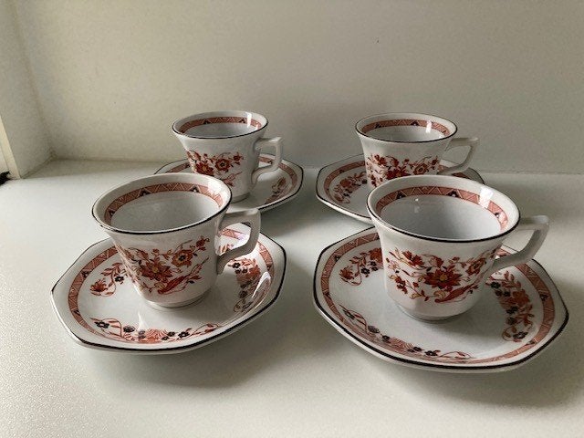 Set van 4 originele Wedgwood kop en schotels model Kashmar!!, Ophalen of Verzenden, Zo goed als nieuw, Porselein, Kop en/of schotel