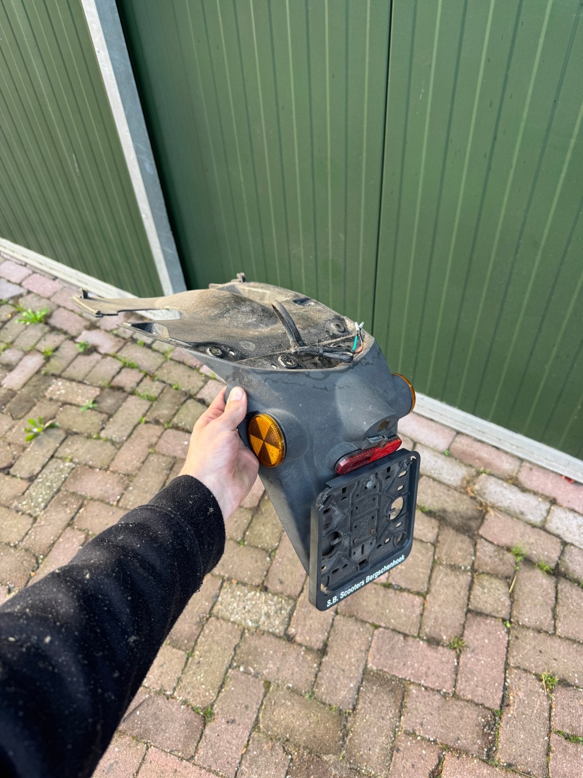 Peugeot Kisbee spatbord met kentekenhouder, Ophalen of Verzenden, Gebruikt, Overige typen, Peugeot