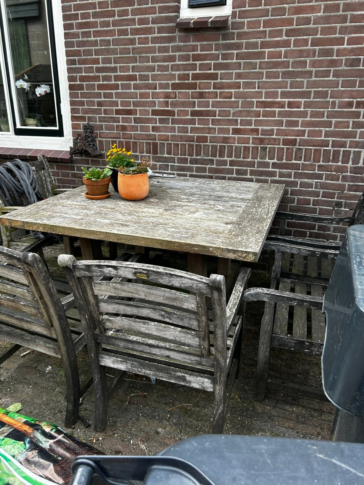 Teak tuintafel 1.40x1.40 m inclusief stoelen, Ophalen, Gebruikt, Eettafel, Teakhout