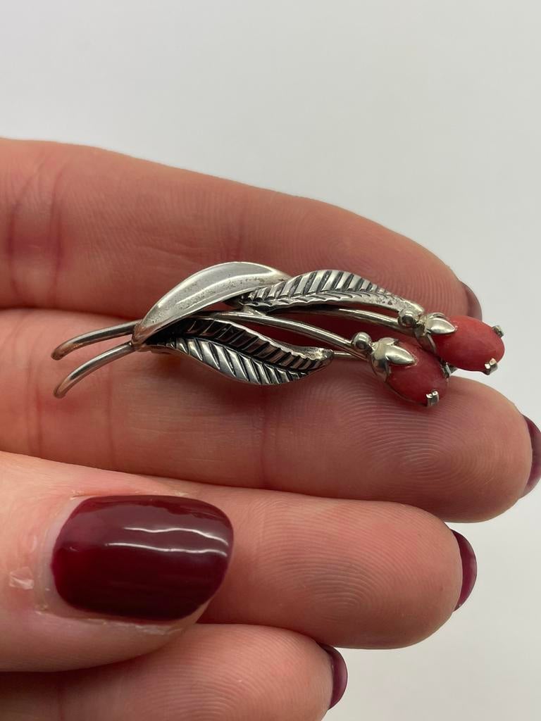 C186 Prachtige zilveren broche TEKA, Ophalen of Verzenden, Zilver, Broche, Met edelsteen