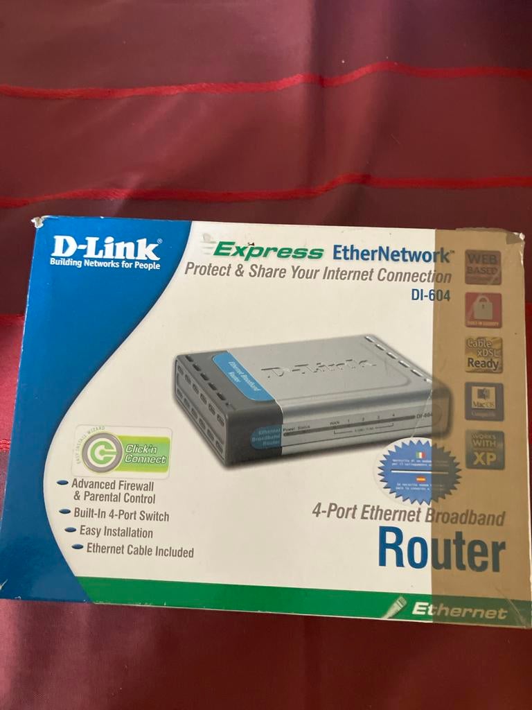 Router D-Link DI-604 4-poorts Ethernet Breedband Router, Computers en Software, Routers en Modems, Gebruikt, Router, Ophalen of Verzenden