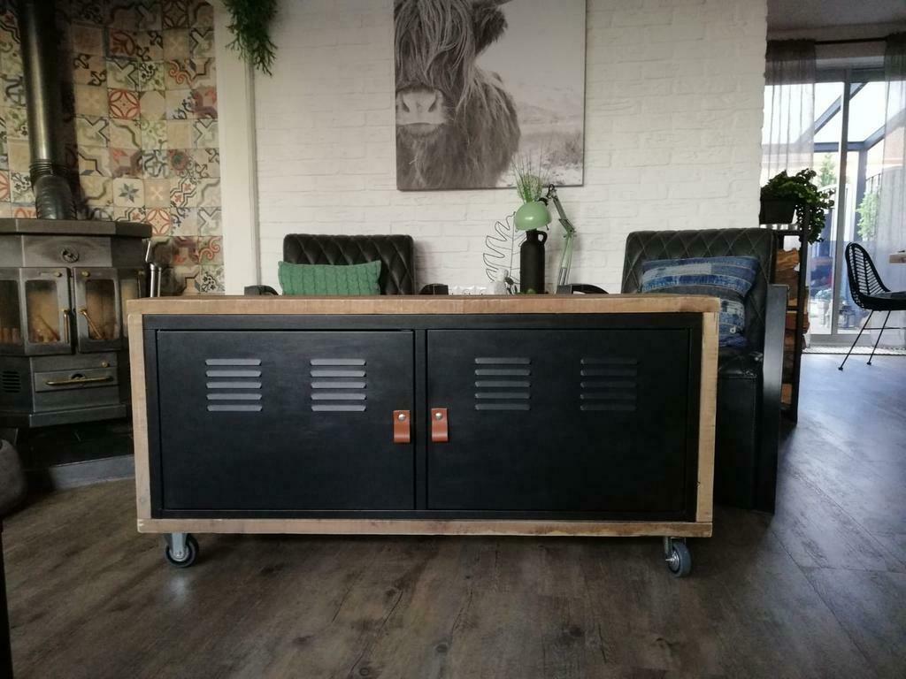 Industrieel tv meubel met lockers 125 cm, Overige houtsoorten, 100 tot 150 cm, Nieuw, Ophalen of Verzenden