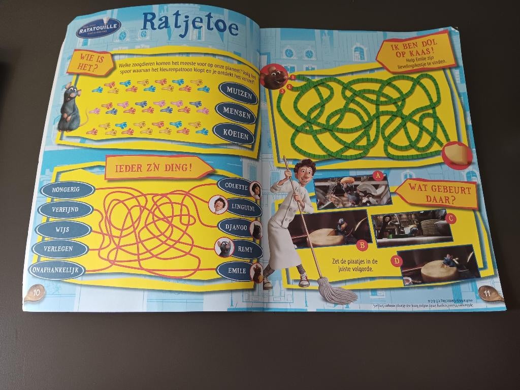 Disney doeboek met strips puzzels en spelletjes, Ophalen of Verzenden, Gelezen, Sprookjes