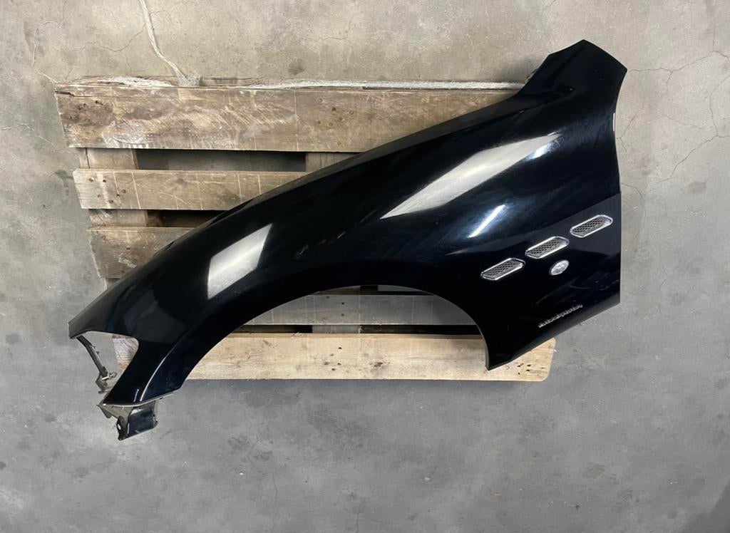 Maserati Granturismo spatbord links, Maserati, Voor, Nieuw, Ophalen of Verzenden