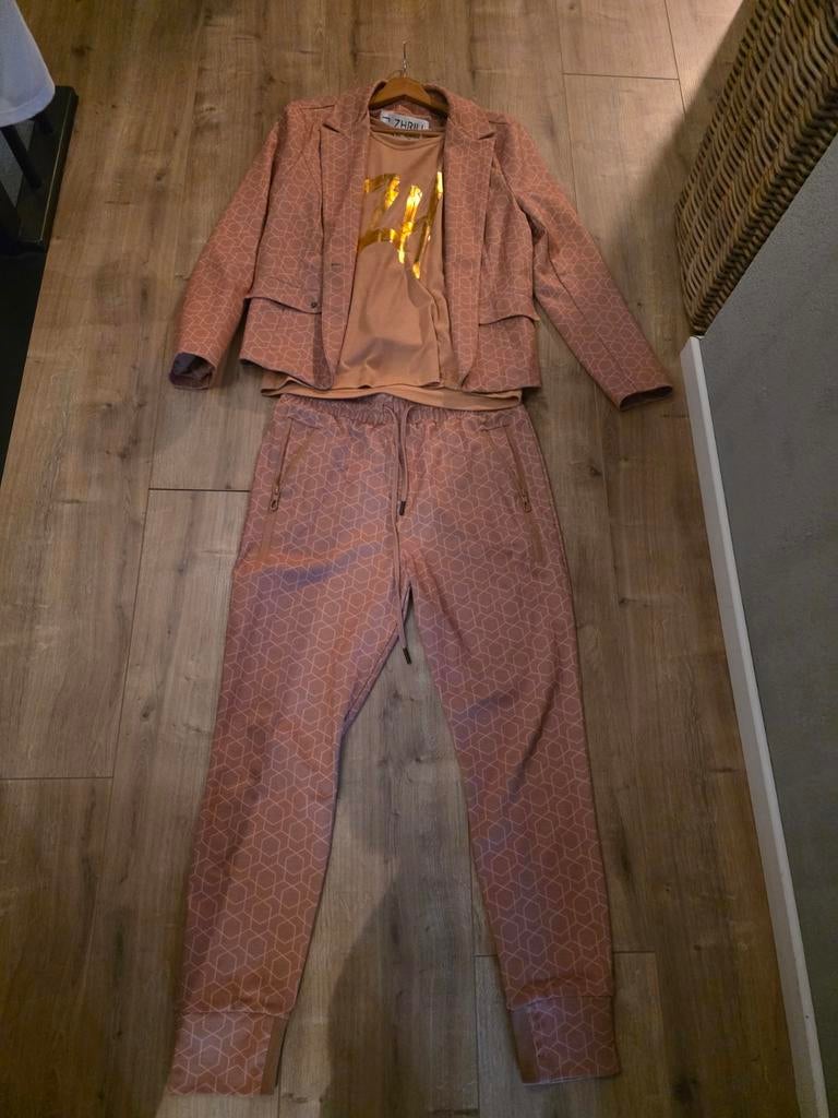 Zhrill pak - blazer, top en broek - maat M, Zhrill, Ophalen of Verzenden, Zo goed als nieuw