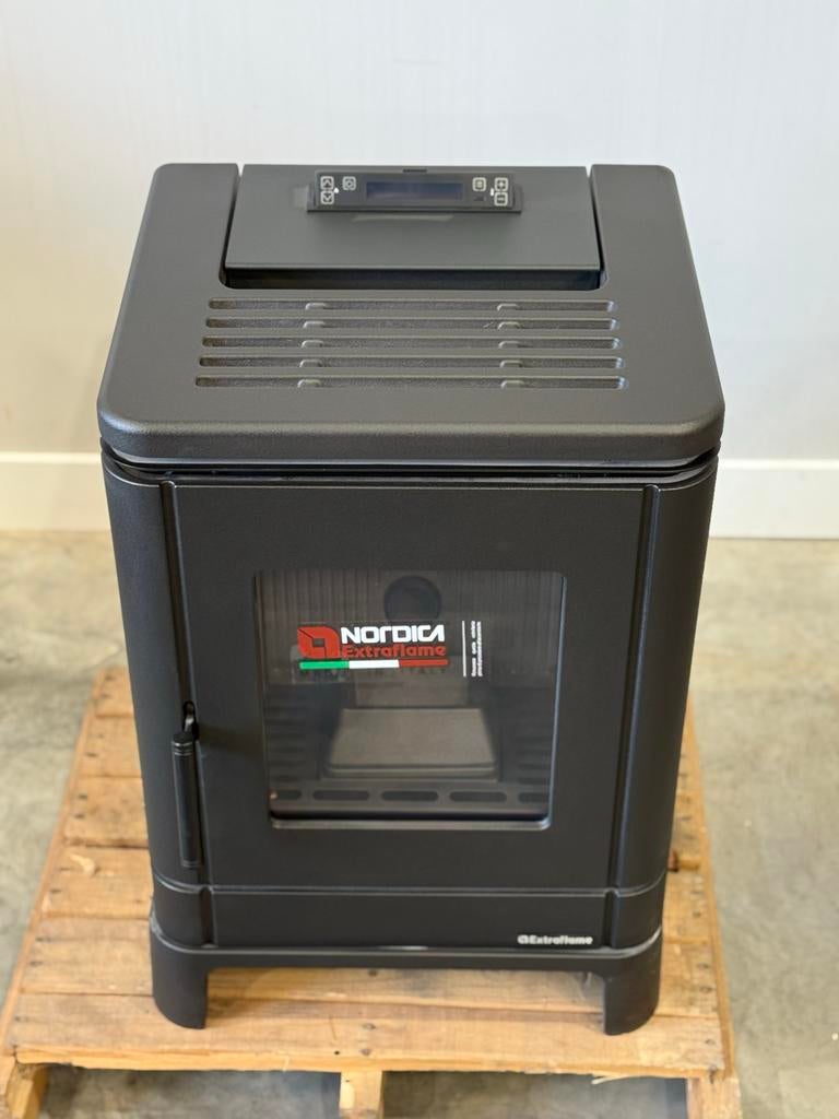 Compacte De Extraflame Peggy Pelletkachel 5.1kW, Huis en Inrichting, Ophalen, Nieuw, Pelletkachel, Vrijstaand