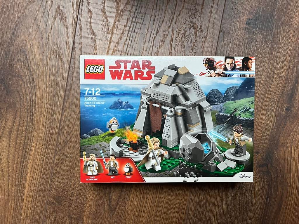 Lego Star Wars 75200 Sealed Ahch-To Island training, Kinderen en Baby's, Speelgoed | Duplo en Lego, Ophalen of Verzenden, Nieuw