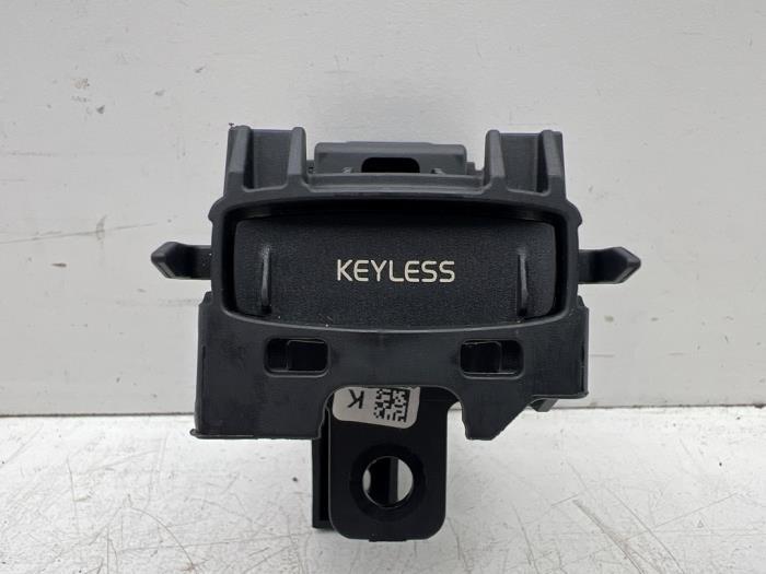 Elektronisch kontaktslot van een Volvo V40, Gebruikt, -, -, Ophalen of Verzenden