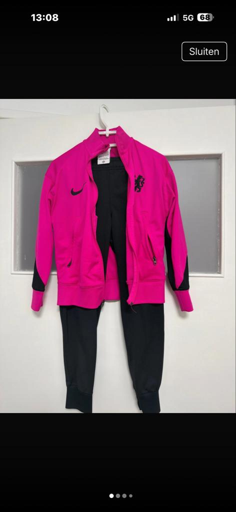 Nike Trainingspak Maat S Meisjes, Ophalen of Verzenden, Zo goed als nieuw, Meisje