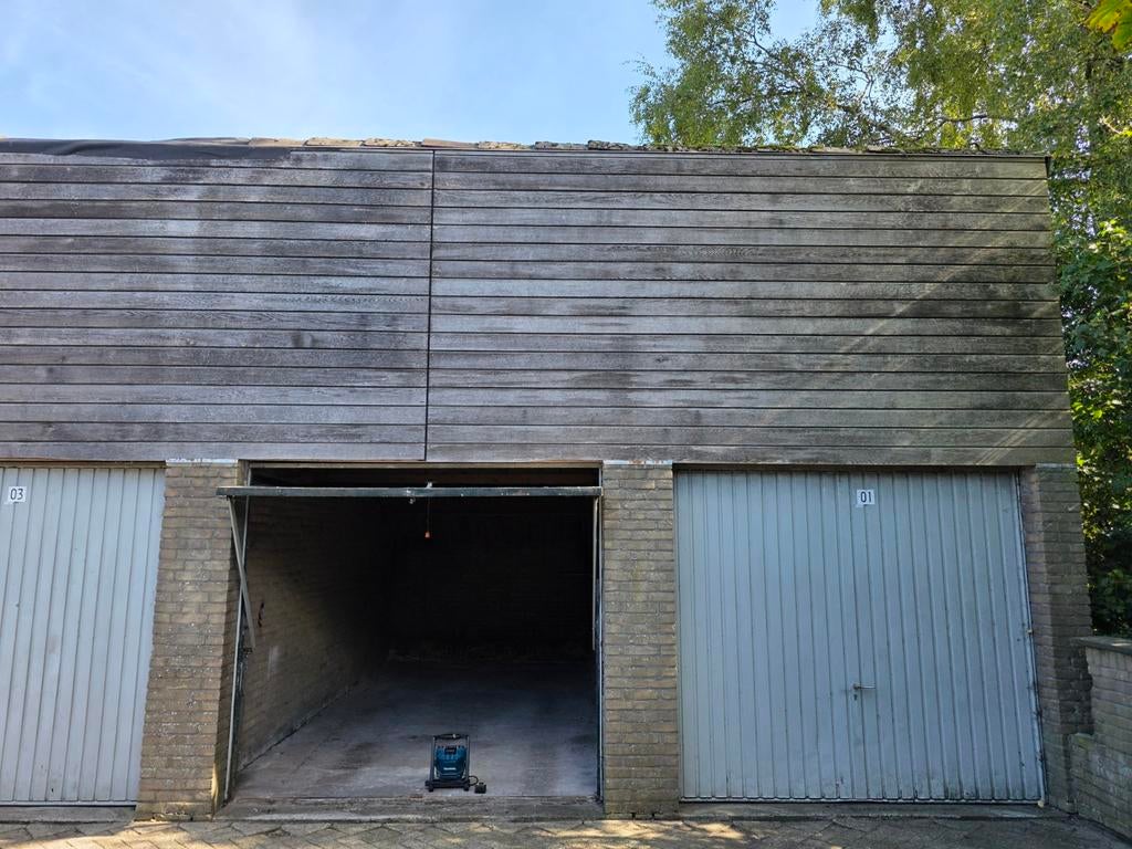 Garage box stalling opslag Gorredijk voor bootje vouwwagen