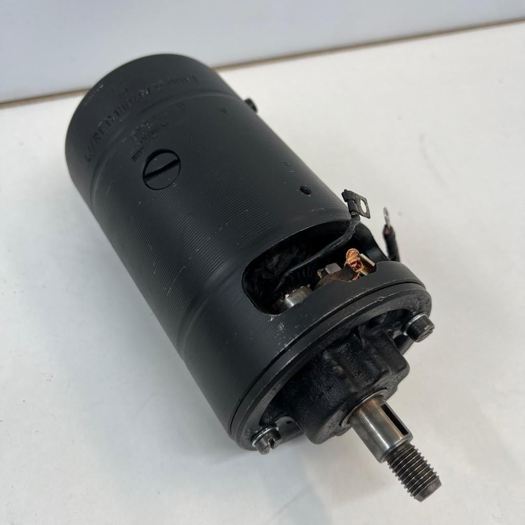 VW 6V-generator Kever Porsche 356KG gerestaureerd, Auto diversen, Auto-accessoires, Zo goed als nieuw, Ophalen of Verzenden