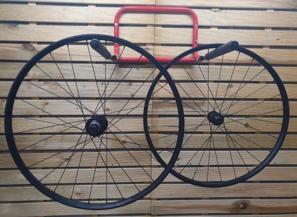 Stan’s crest mk 4.0, Ophalen, Zo goed als nieuw