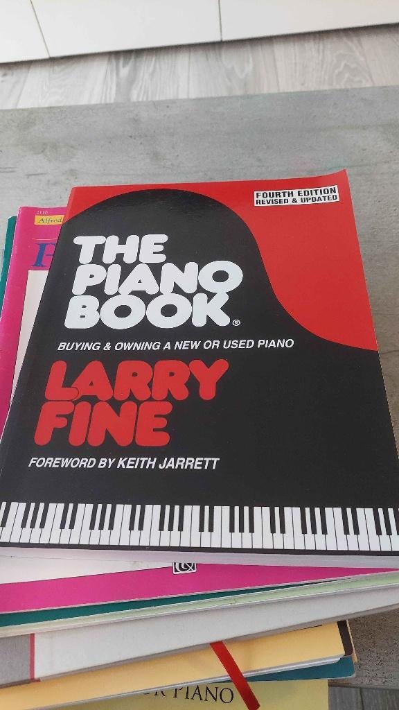 The piano book van Larry fine te koop, Muziek en Instrumenten, Piano's, Ophalen of Verzenden, Zo goed als nieuw, Zwart, Overige typen