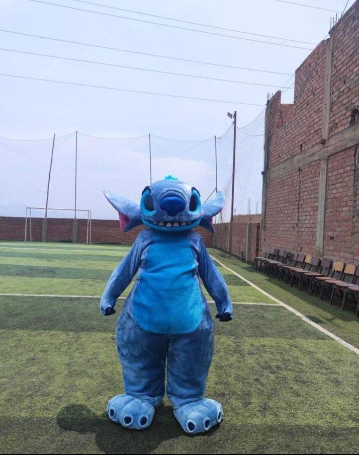 Mascotte stitch huren voor kinderfeestjes en evenementen!, Maat 42/44 (L), Ophalen of Verzenden, Kleding, Overige thema's