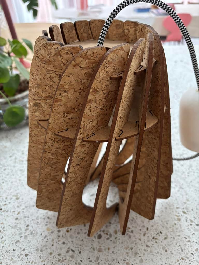 Hanglamp van kurk, Huis en Inrichting, Ophalen of Verzenden, Zo goed als nieuw, Overige materialen, Minder dan 50 cm