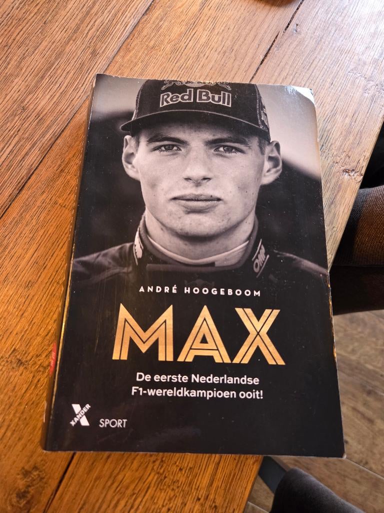 Max verstappen boek, Ophalen of Verzenden, Gelezen, André Hoogeboom, Overige sporten