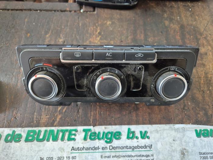 Kachel Bedieningspaneel van een Volkswagen Caddy, Auto-onderdelen, Gebruikt, -, Volkswagen, -