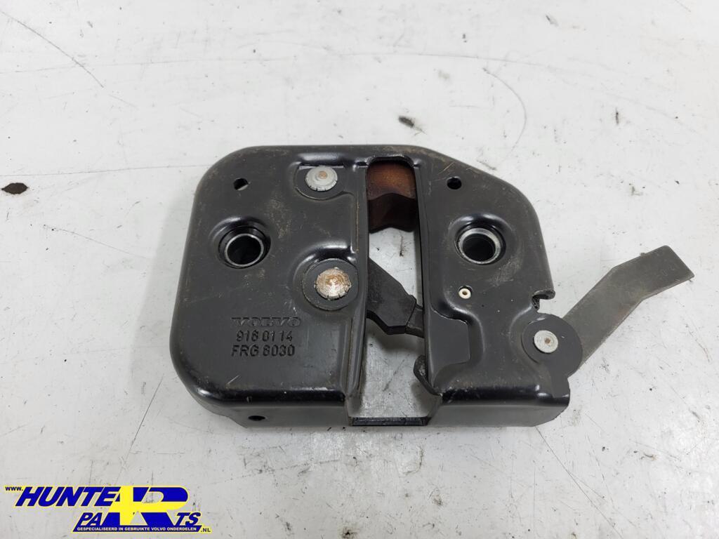 Achterbankslot L Volvo 850 ('91-'96) 9160114, Gebruikt, Ophalen of Verzenden, Volvo, Volvo
