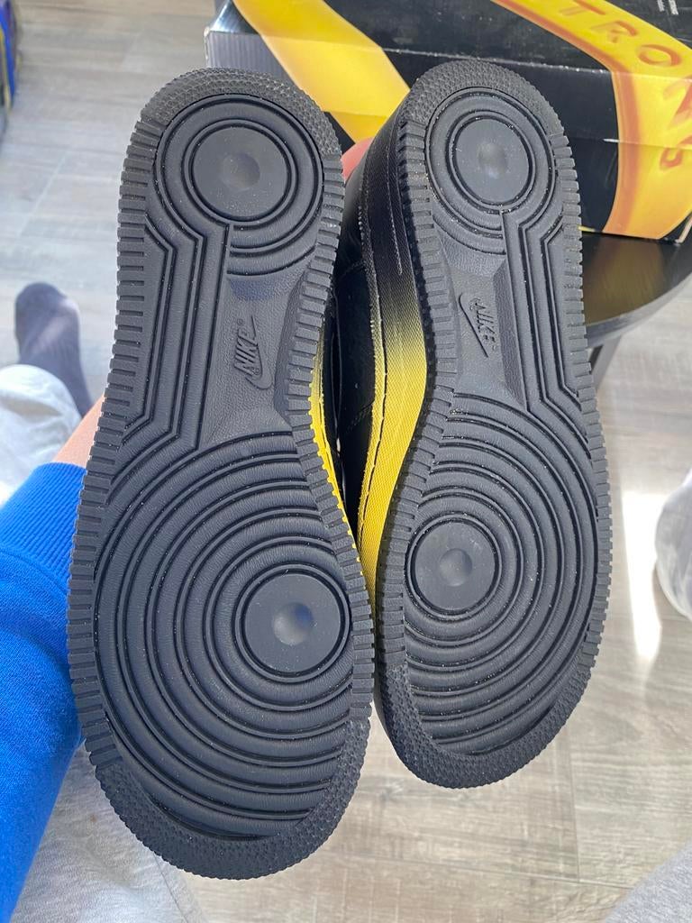 Nike air force 1 Busy P Livestrong, Zwart, Nieuw, Ophalen of Verzenden, Sneakers of Gympen