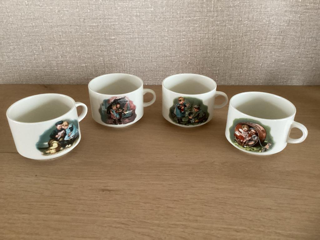 Nostalgische Ot en Sien Soepkommen - Set van 4, Ophalen of Verzenden, Zo goed als nieuw, Kom(men), Overige stijlen
