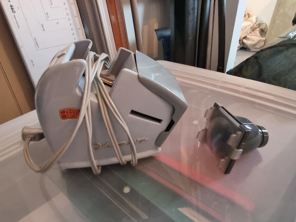 Dia Viewer - Zeiss Ikon Diaprojector, Ophalen of Verzenden, Gebruikt, Met scherm