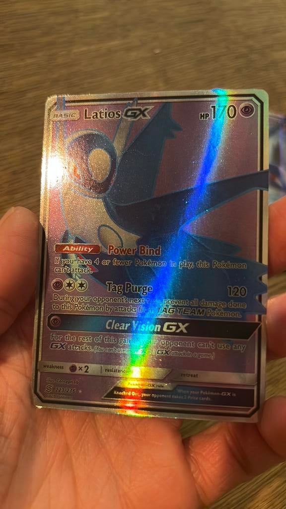 Latios, Ophalen of Verzenden, Zo goed als nieuw