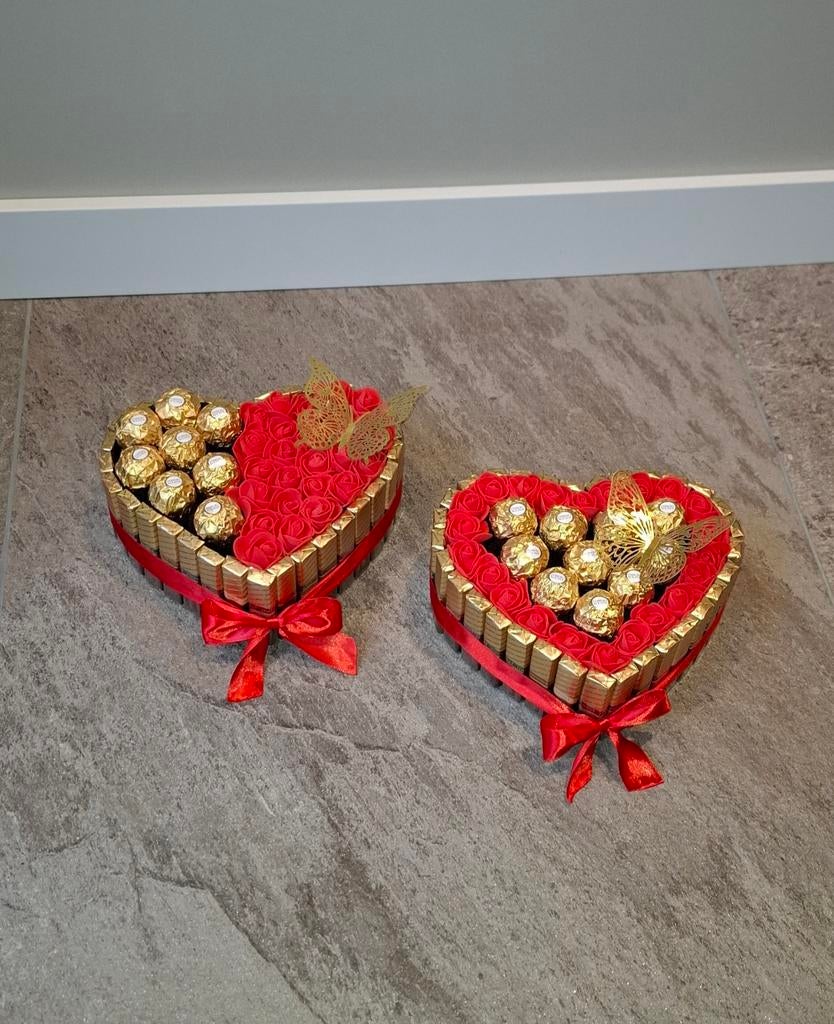Moederdag cadeau chocolade hart ferrero rocher bonbons, Ophalen of Verzenden, Nieuw, Rood, Overige materialen