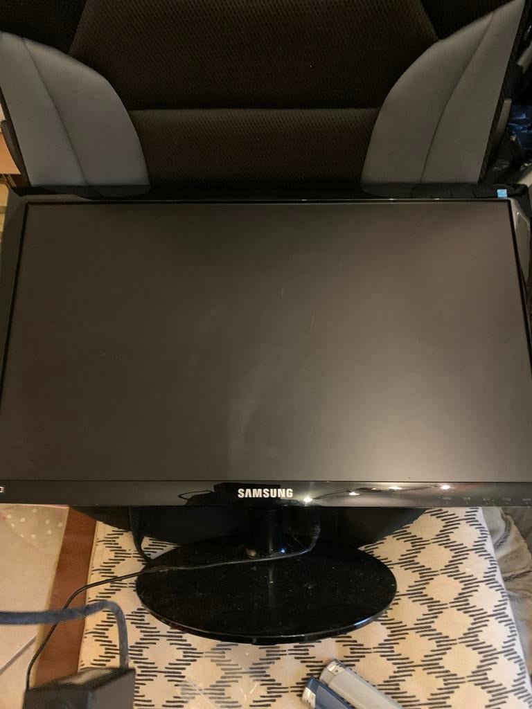 Samsung S24A300BL 24 inch Monitor, Gaming, Gebruikt, Hoofdtelefoonaansluiting, Full HD